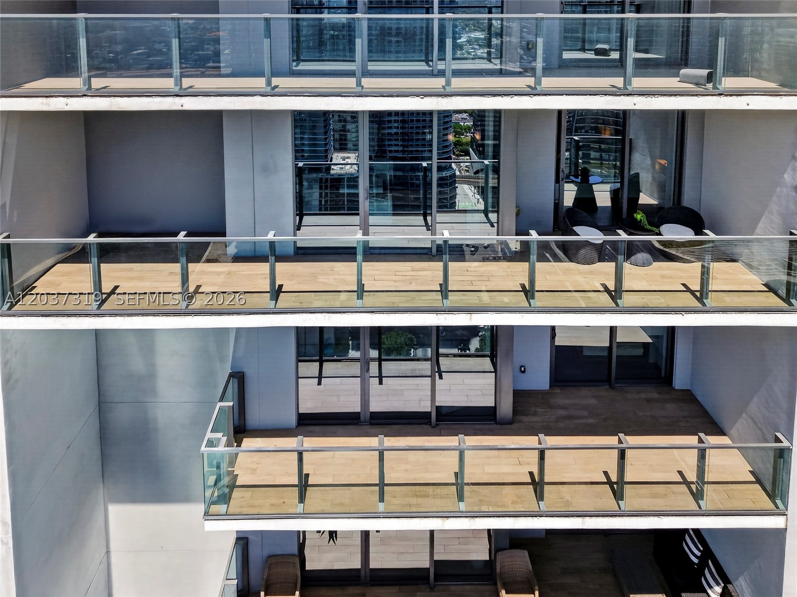 image Reach Brickell City Centre21