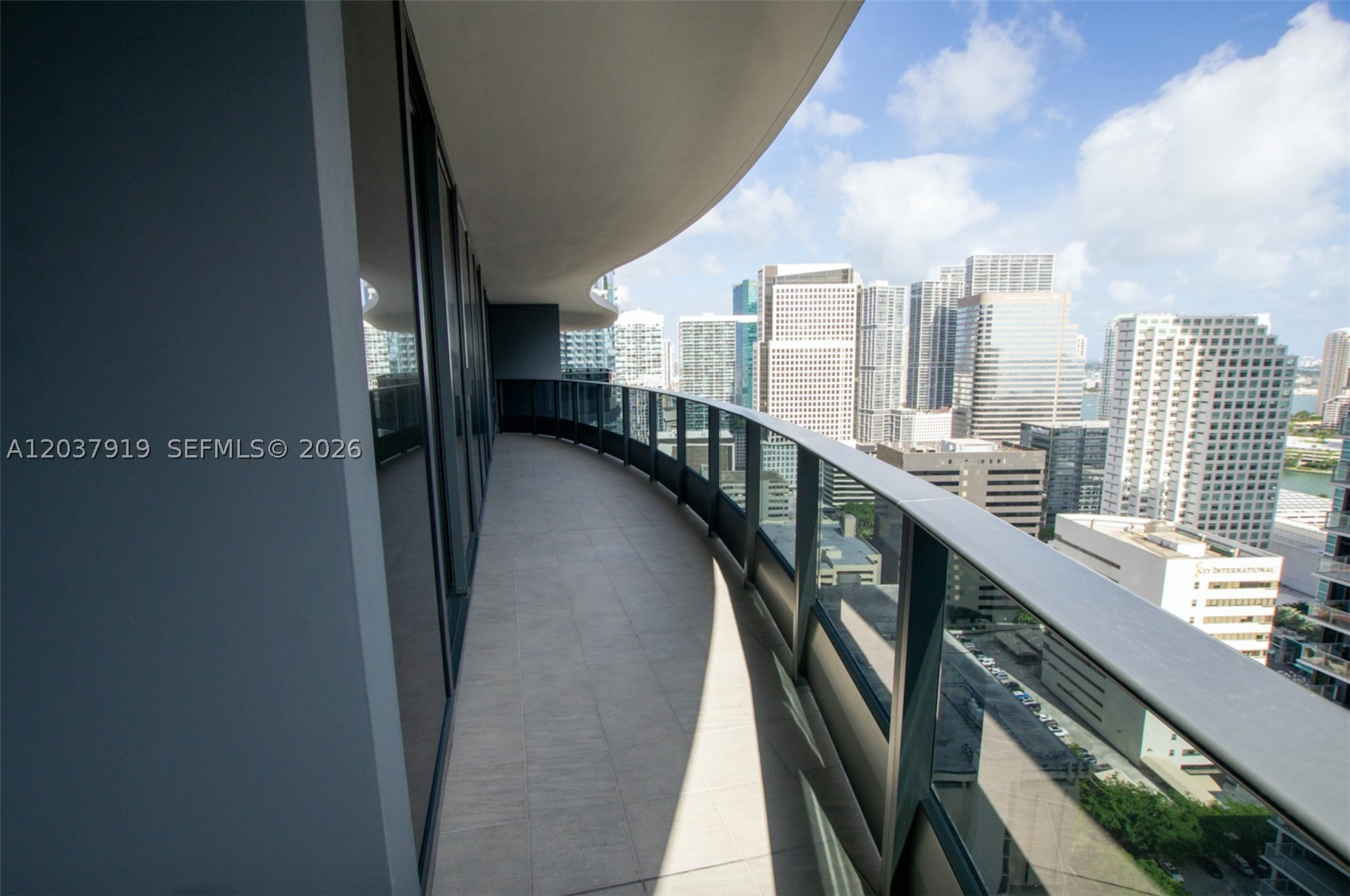 image Brickell Flatiron0