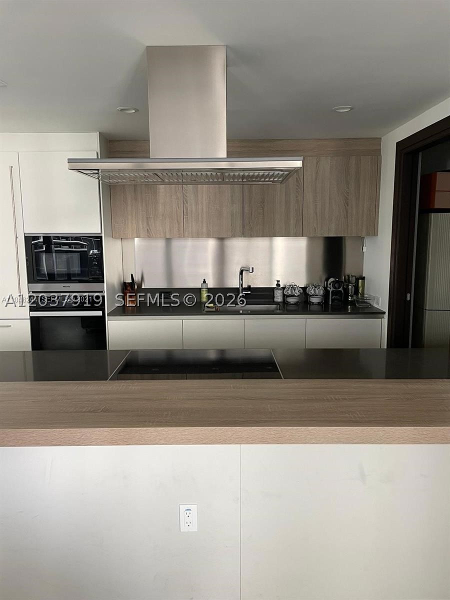 image Brickell Flatiron18
