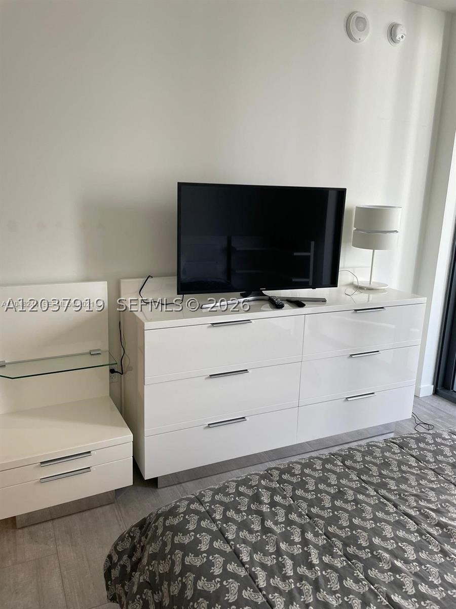 image Brickell Flatiron8
