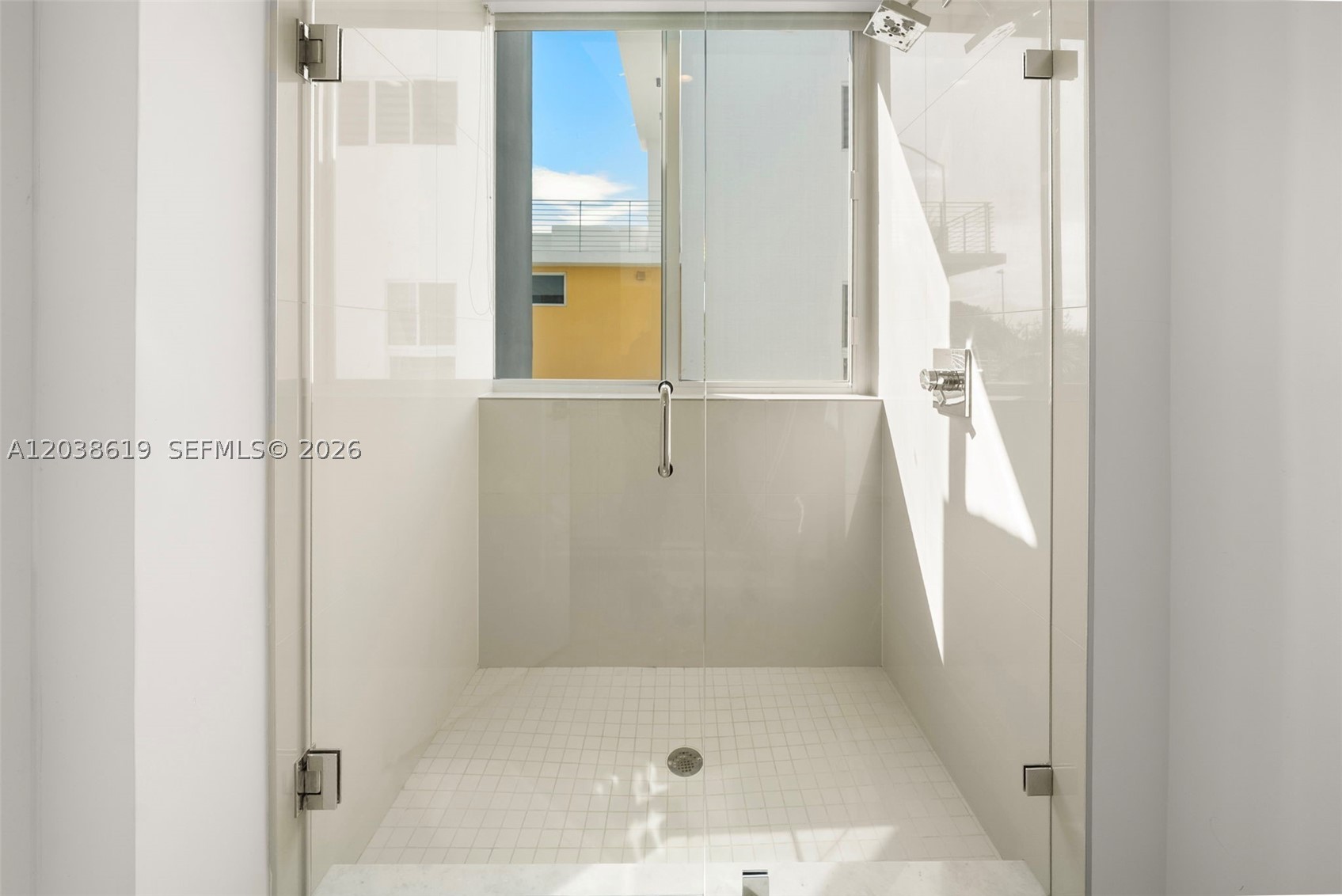 39 N Shore Dr Miami Beach, FL 33141