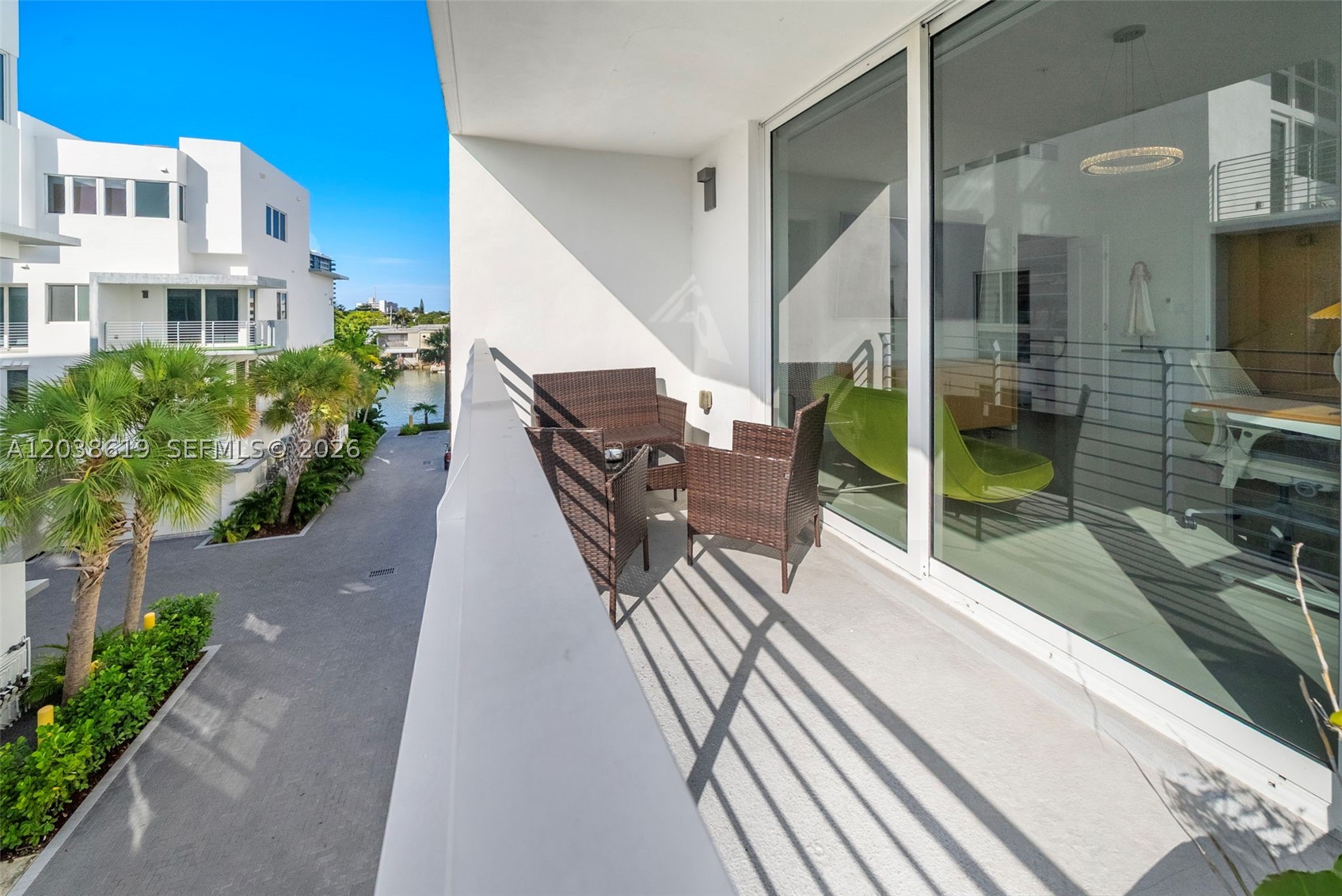 39 N Shore Dr Miami Beach, FL 33141