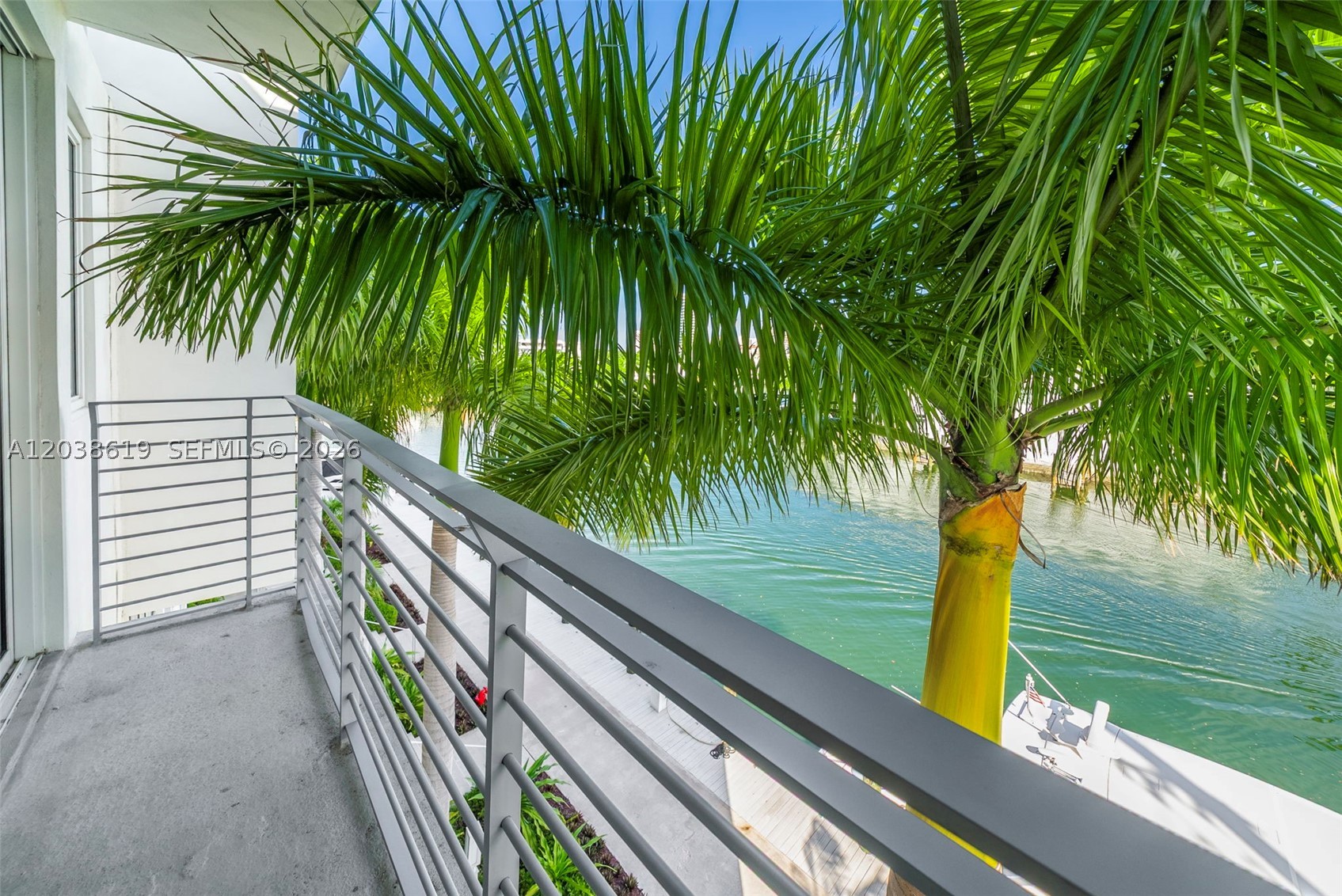 39 N Shore Dr Miami Beach, FL 33141