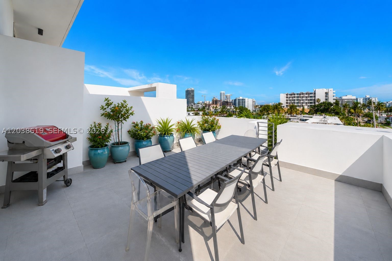39 N Shore Dr Miami Beach, FL 33141