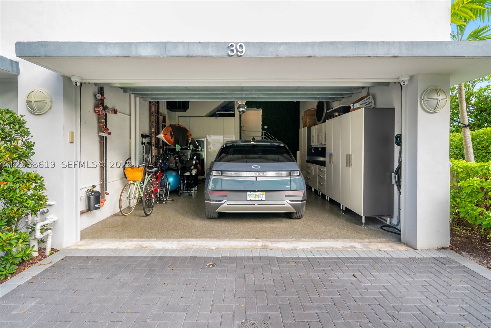 39 N Shore Dr Miami Beach, FL 33141