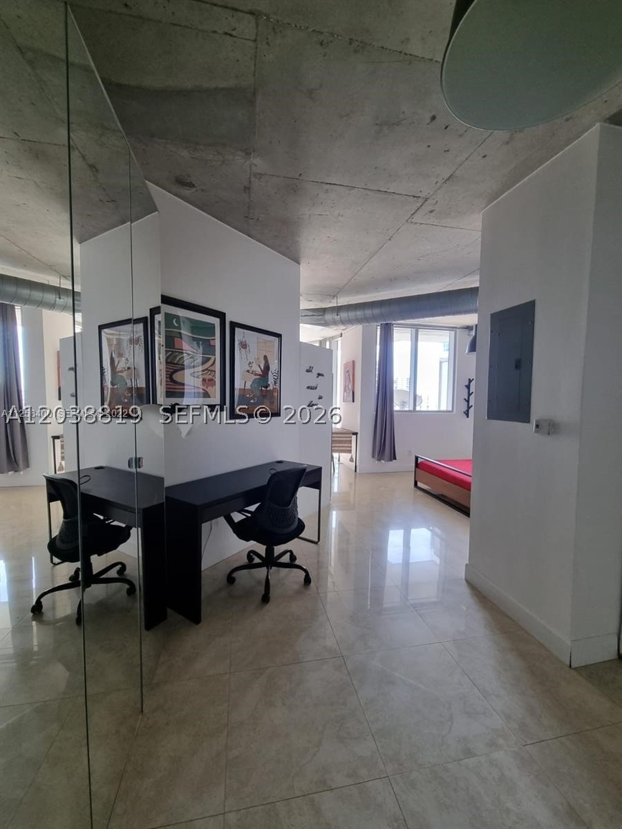 image Neo Vertika14