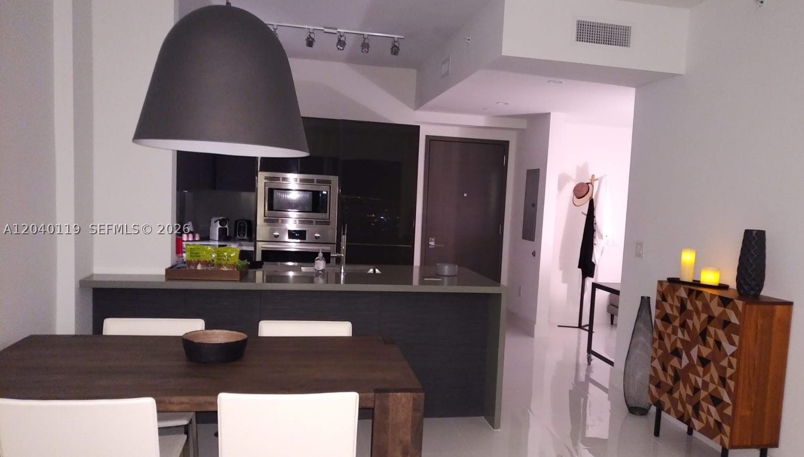 image The Bond on Brickell12