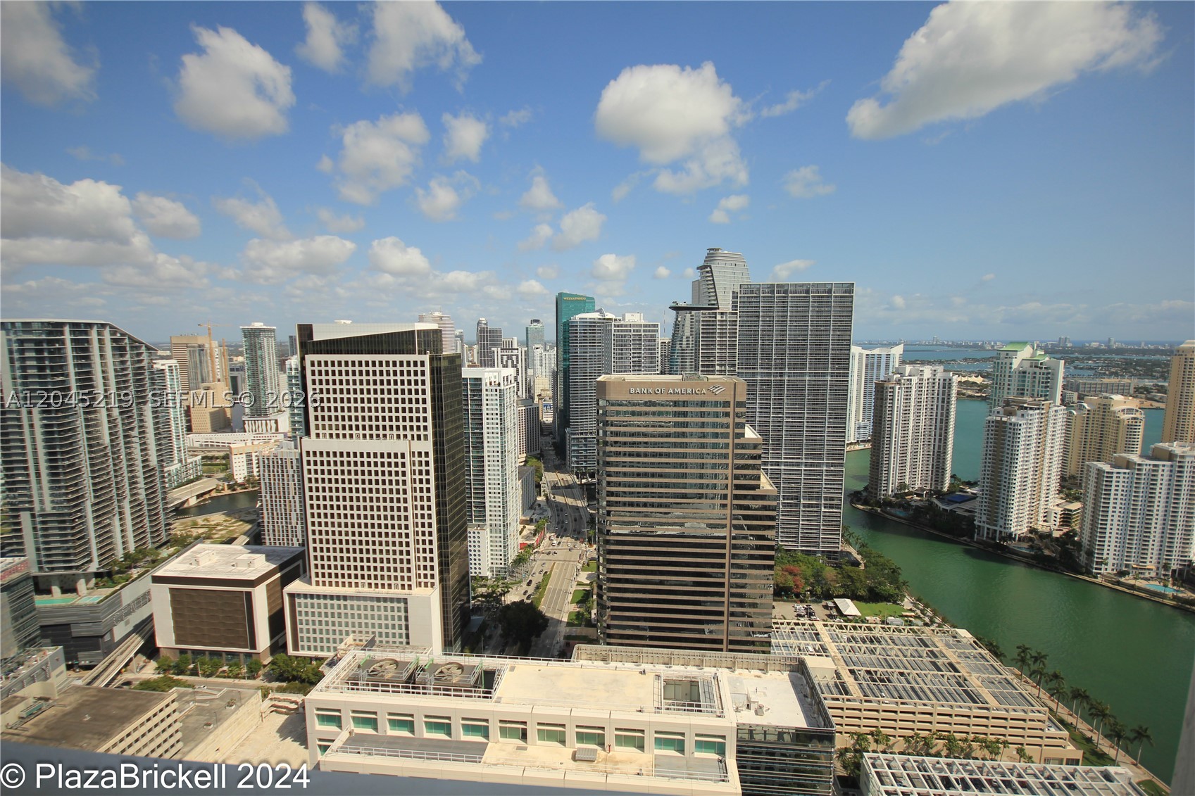 image The Plaza on Brickell East27