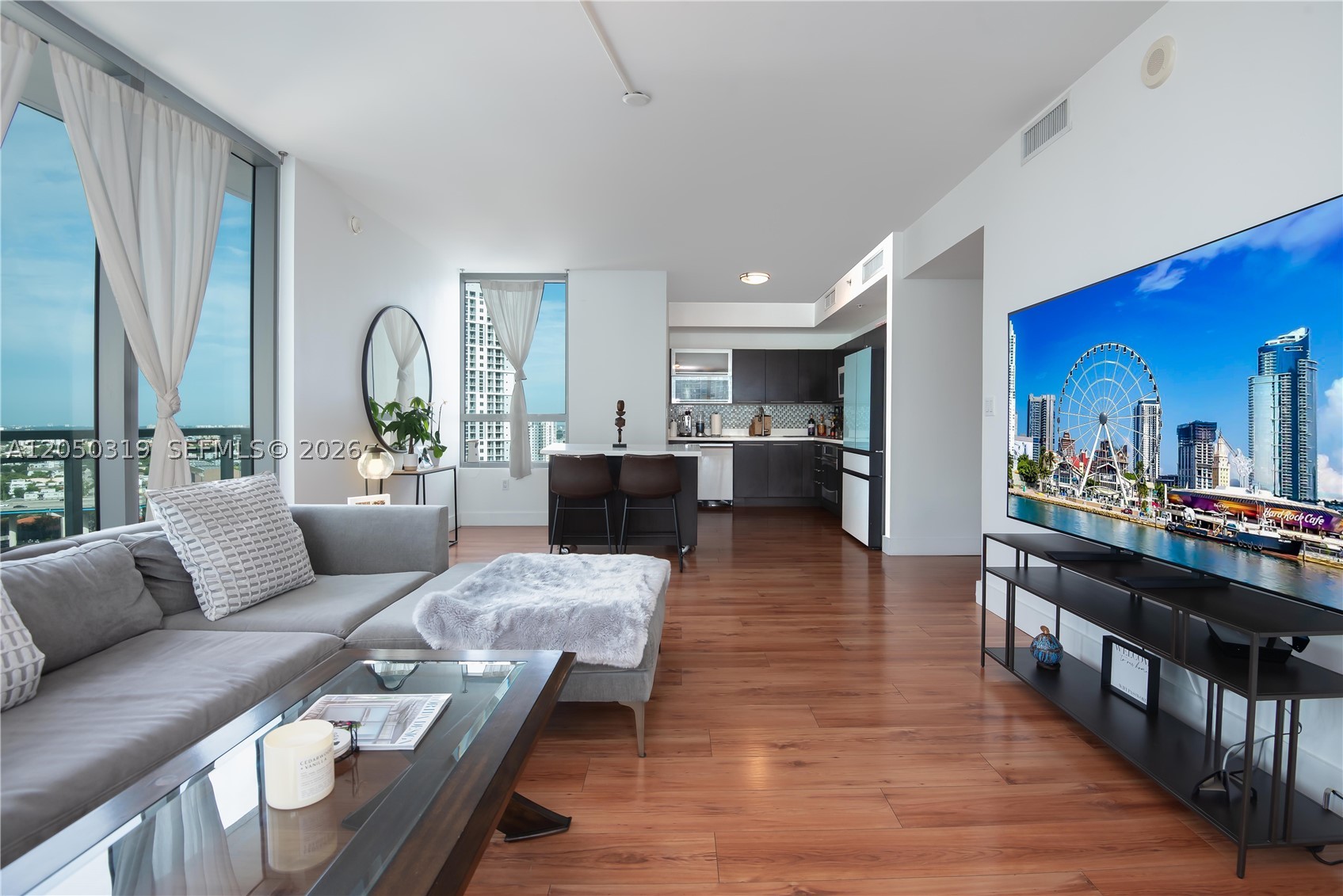 90 SW 3rd St #2113