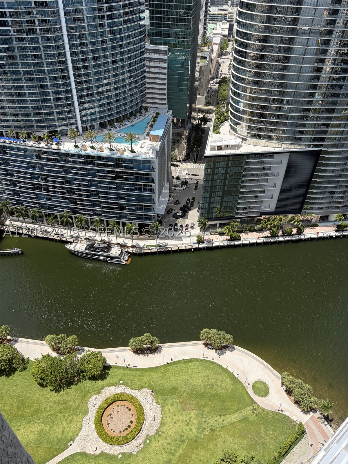 image Icon Brickell I15