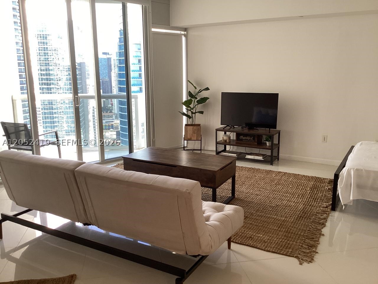 image Icon Brickell I5