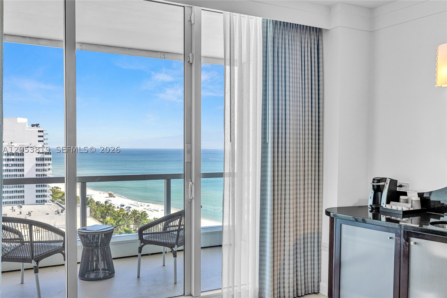 4391 Collins Ave #1706 Miami Beach, FL 33140