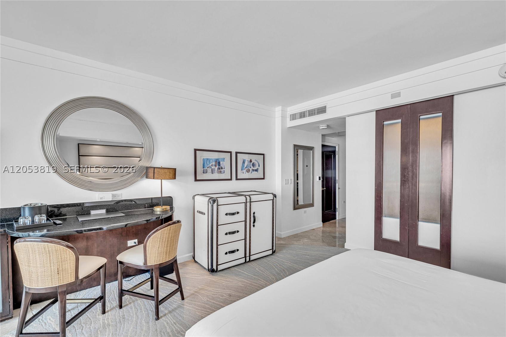 4391 Collins Ave #1706 Miami Beach, FL 33140