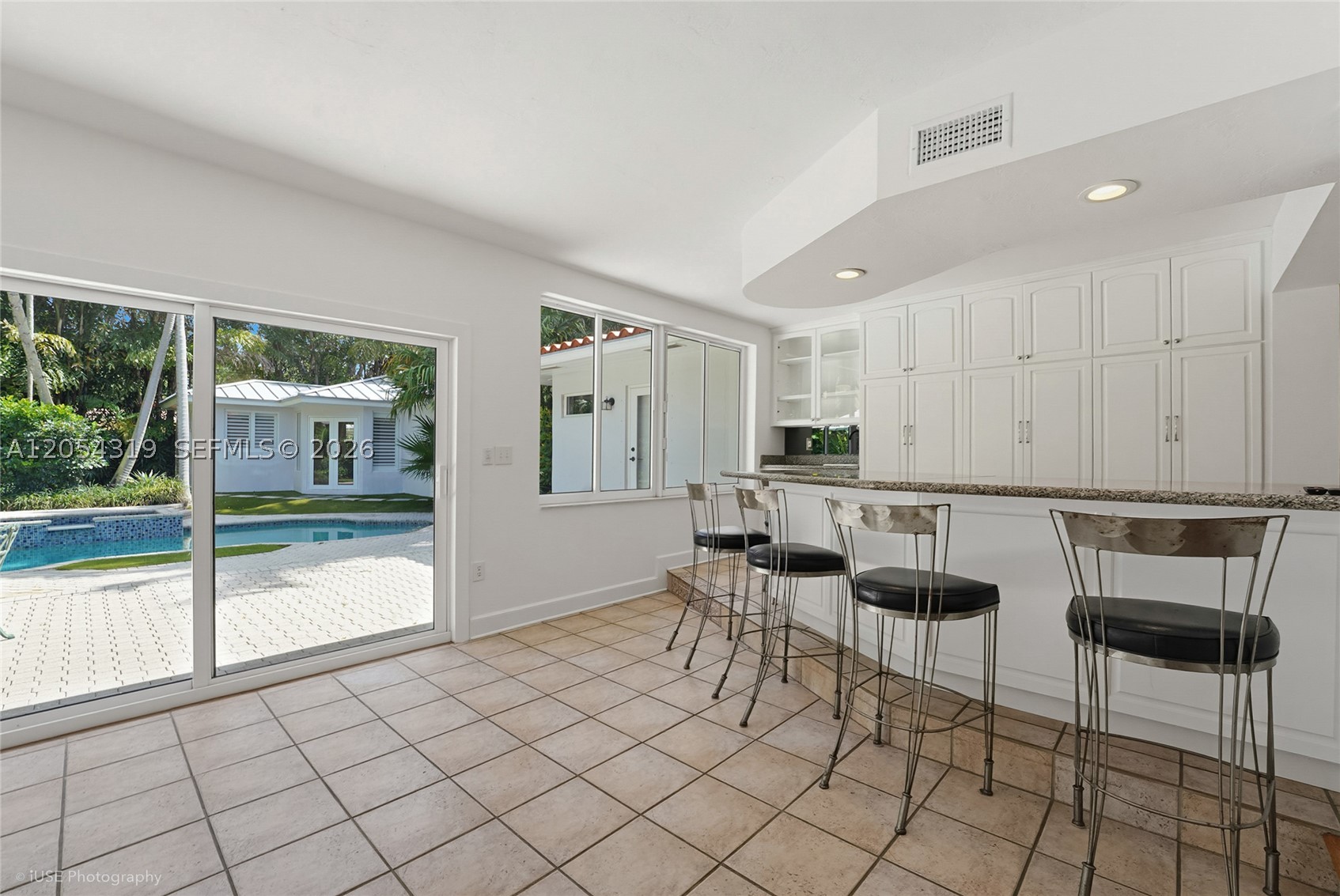 6141 SW 85th St South Miami, FL 33143