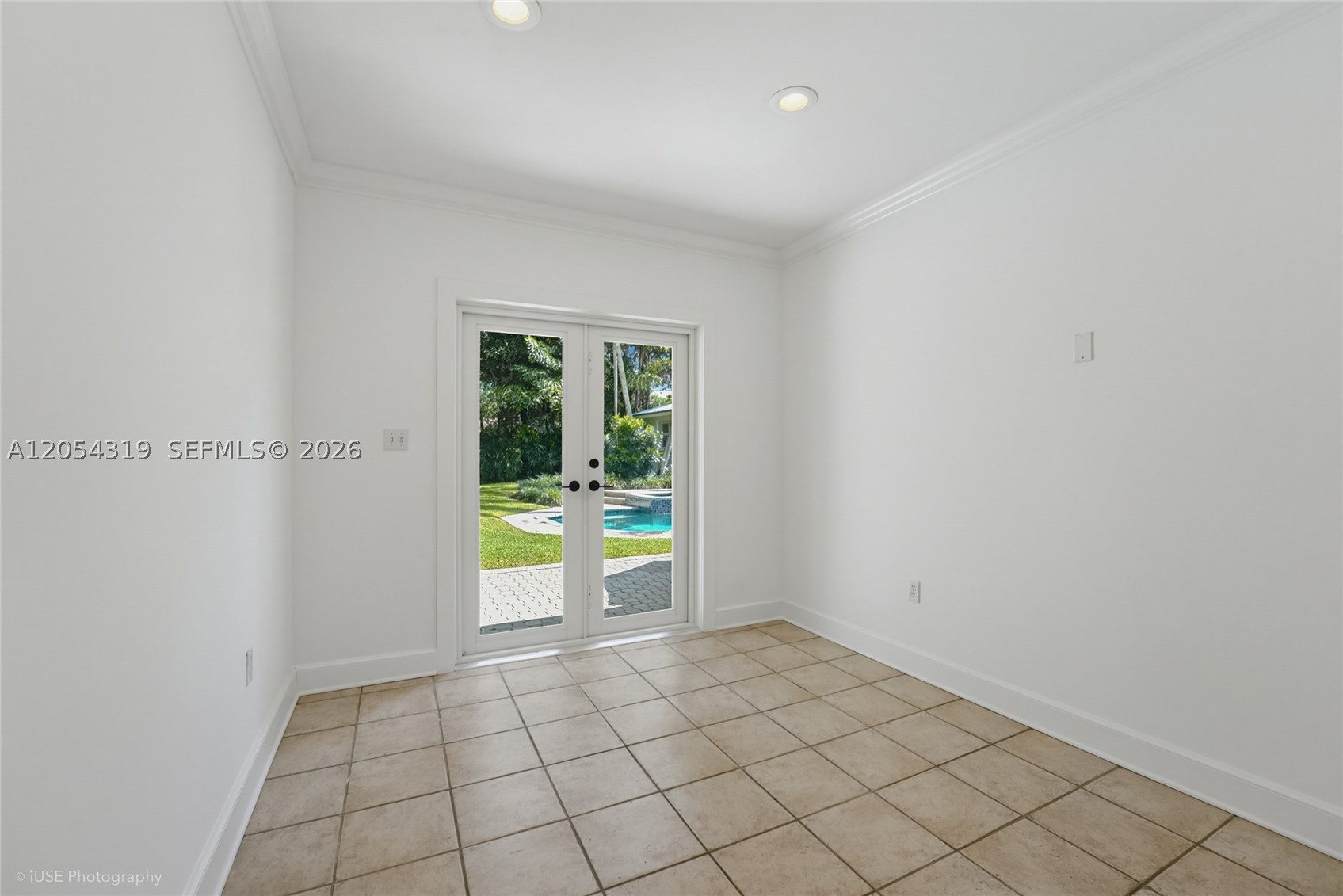 6141 SW 85th St South Miami, FL 33143