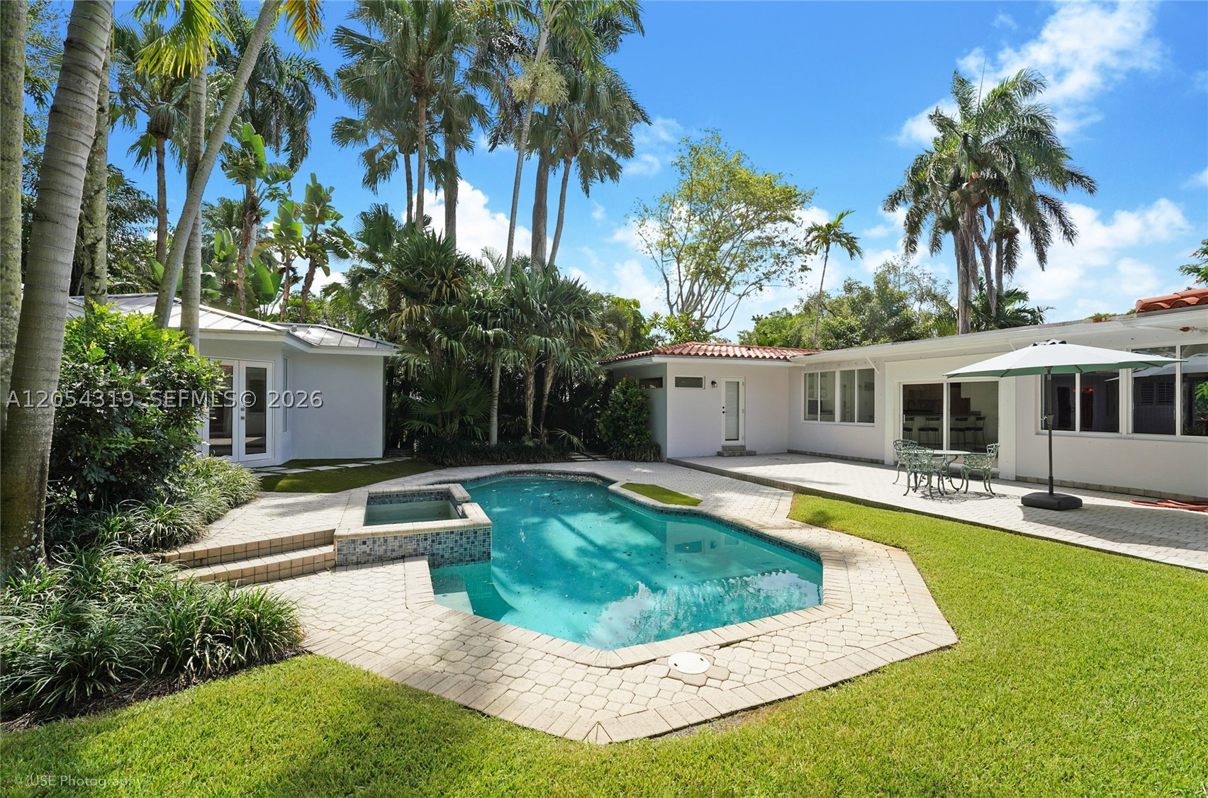 6141 SW 85th St South Miami, FL 33143