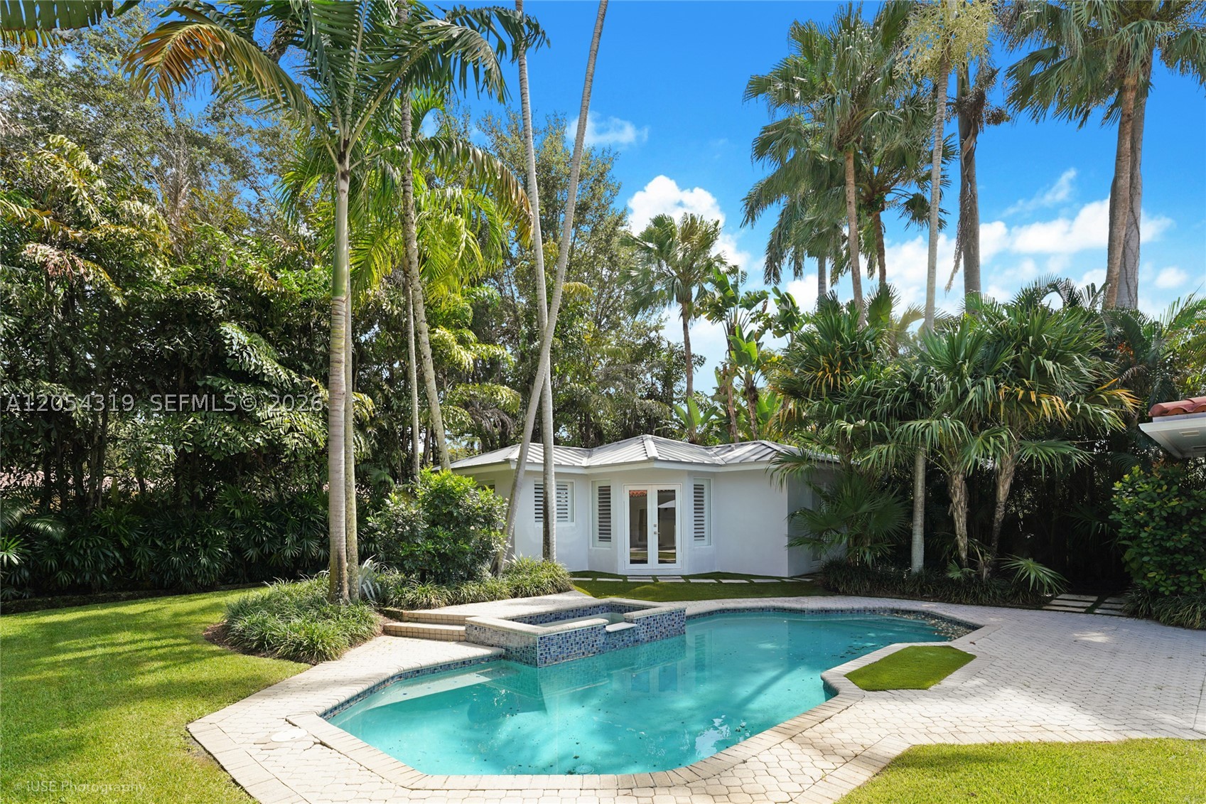 6141 SW 85th St South Miami, FL 33143