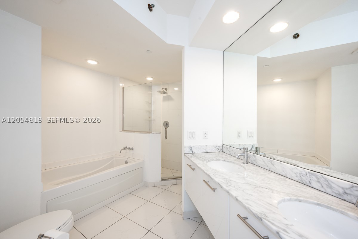 image 500 Brickell West13