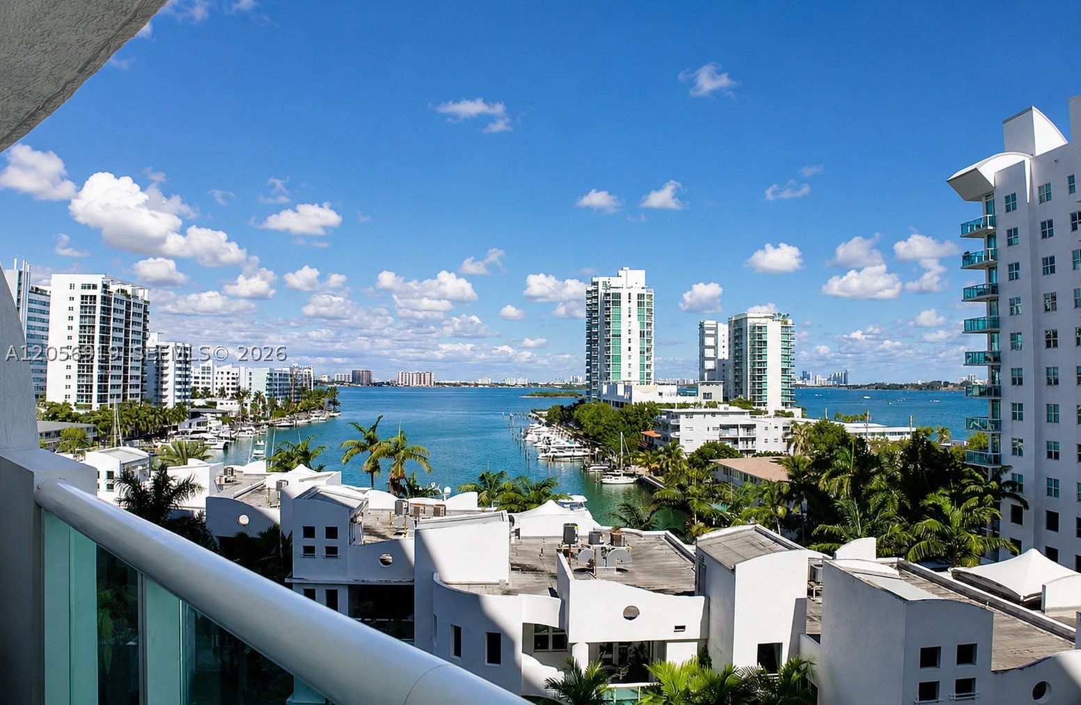 7900 Harbor Is Dr #705