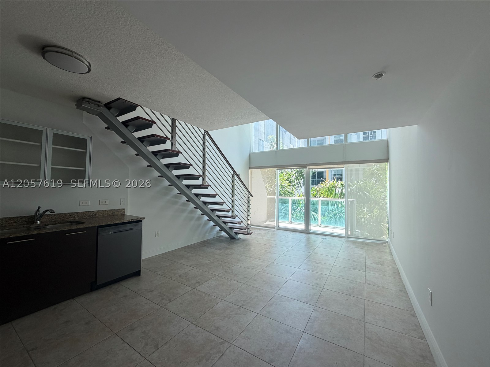 image Brickell on the River South4