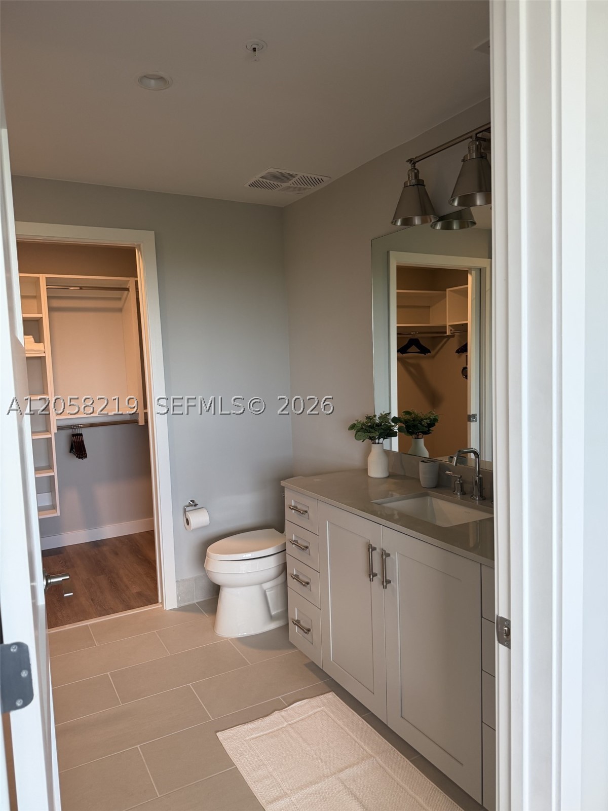 3335 Thomas Ave #103 Miami, FL 33133