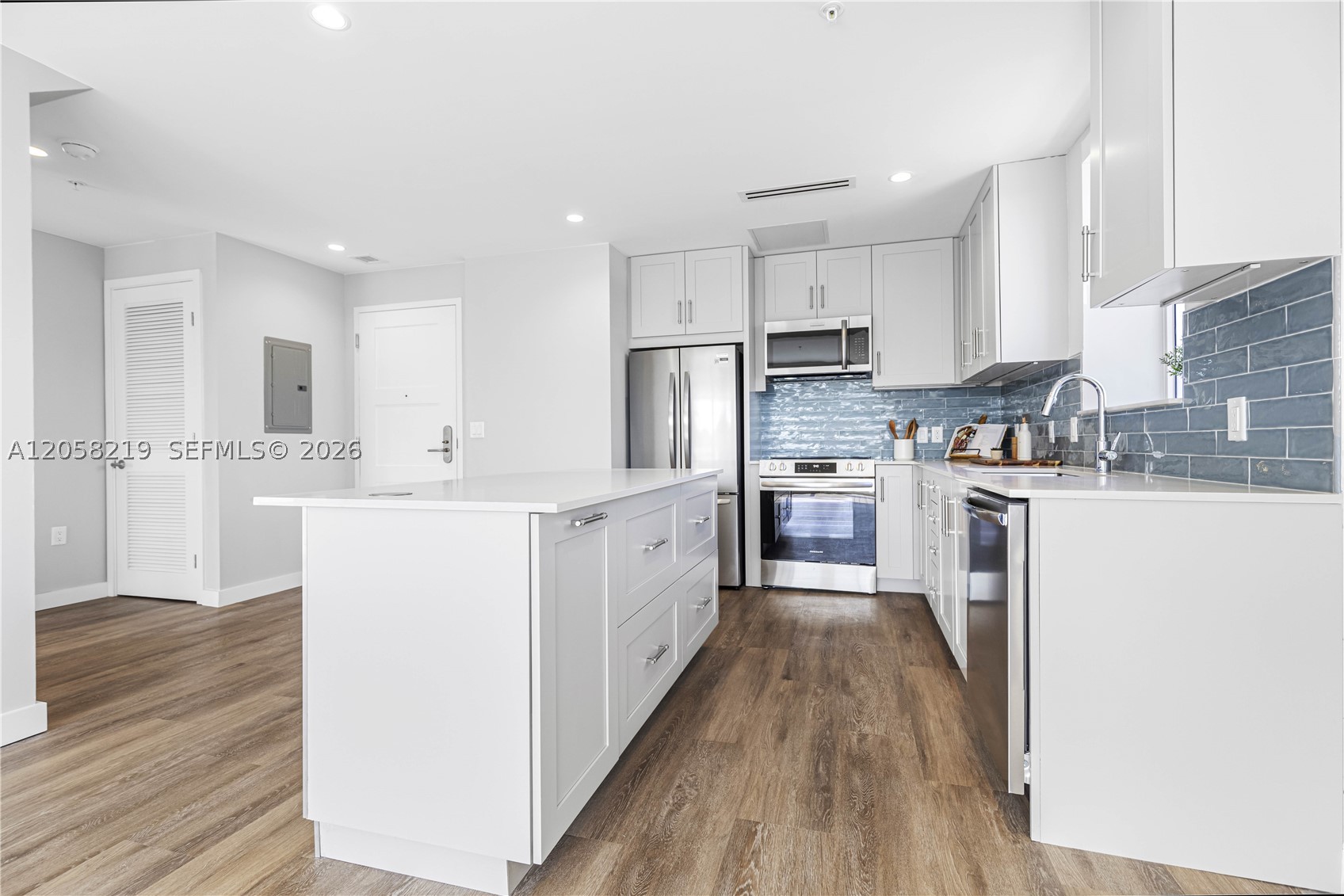 3335 Thomas Ave #103 Miami, FL 33133