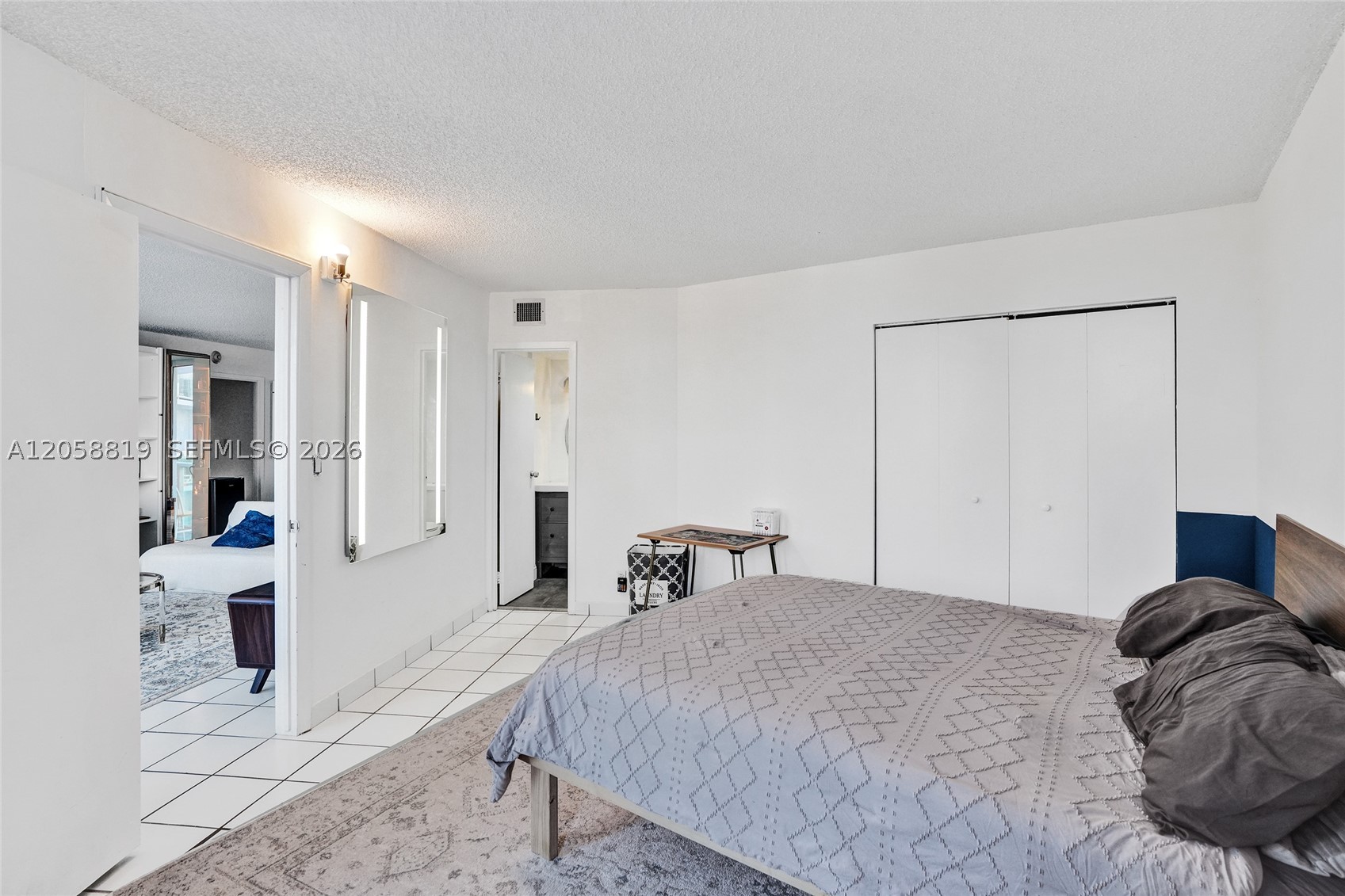 image Arlen House East23