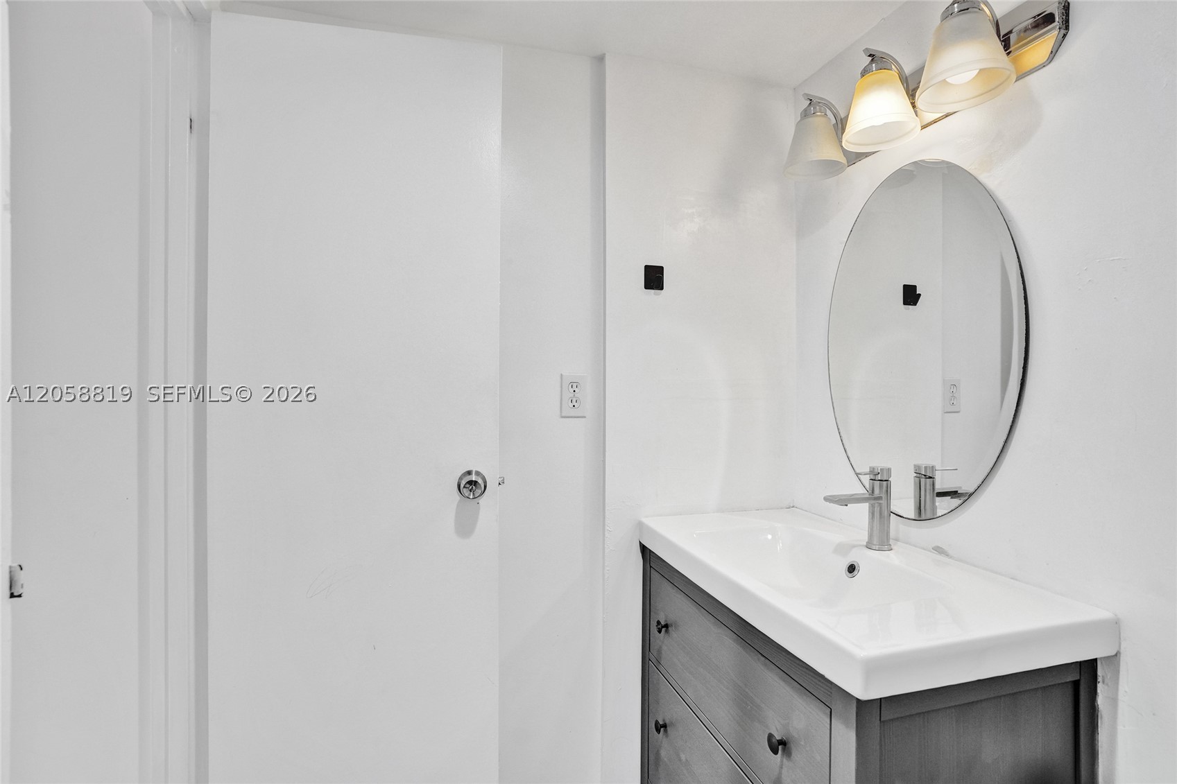 image Arlen House East27