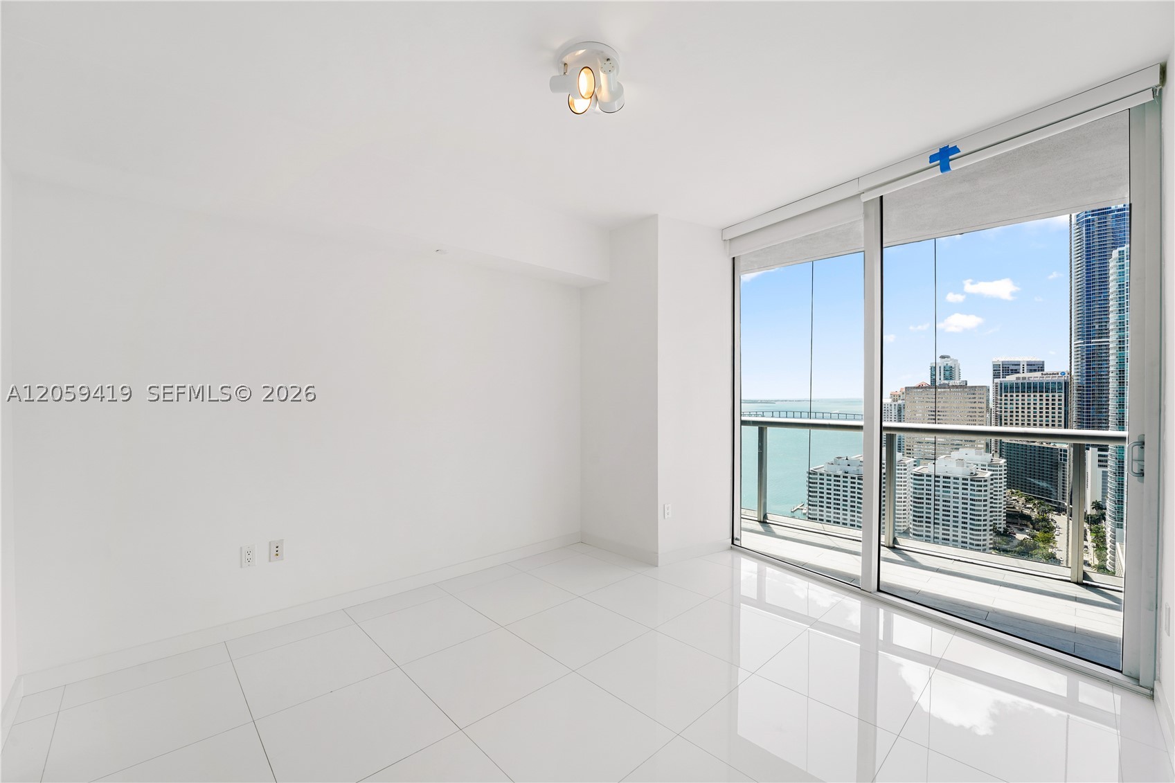 image Icon Brickell II16
