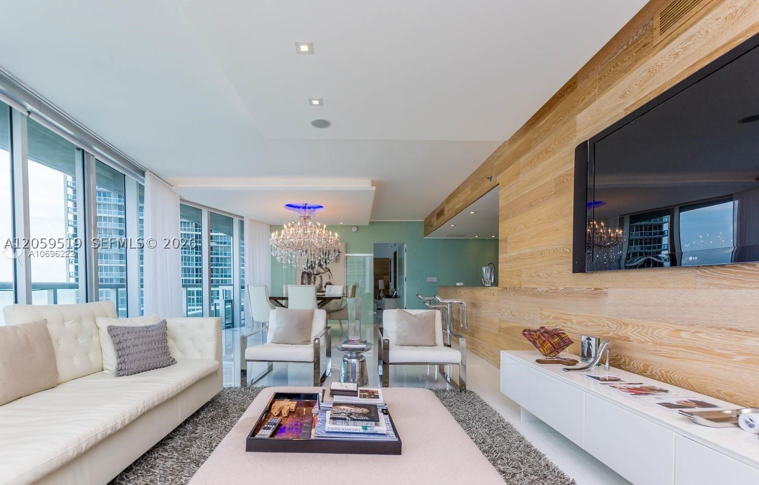 465 Brickell Ave #2301
