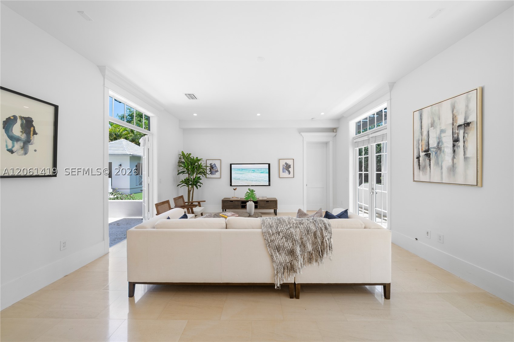 7745 SW 54th Ave Miami, FL 33143