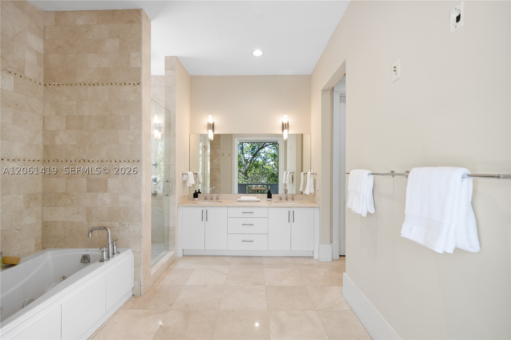 7745 SW 54th Ave Miami, FL 33143