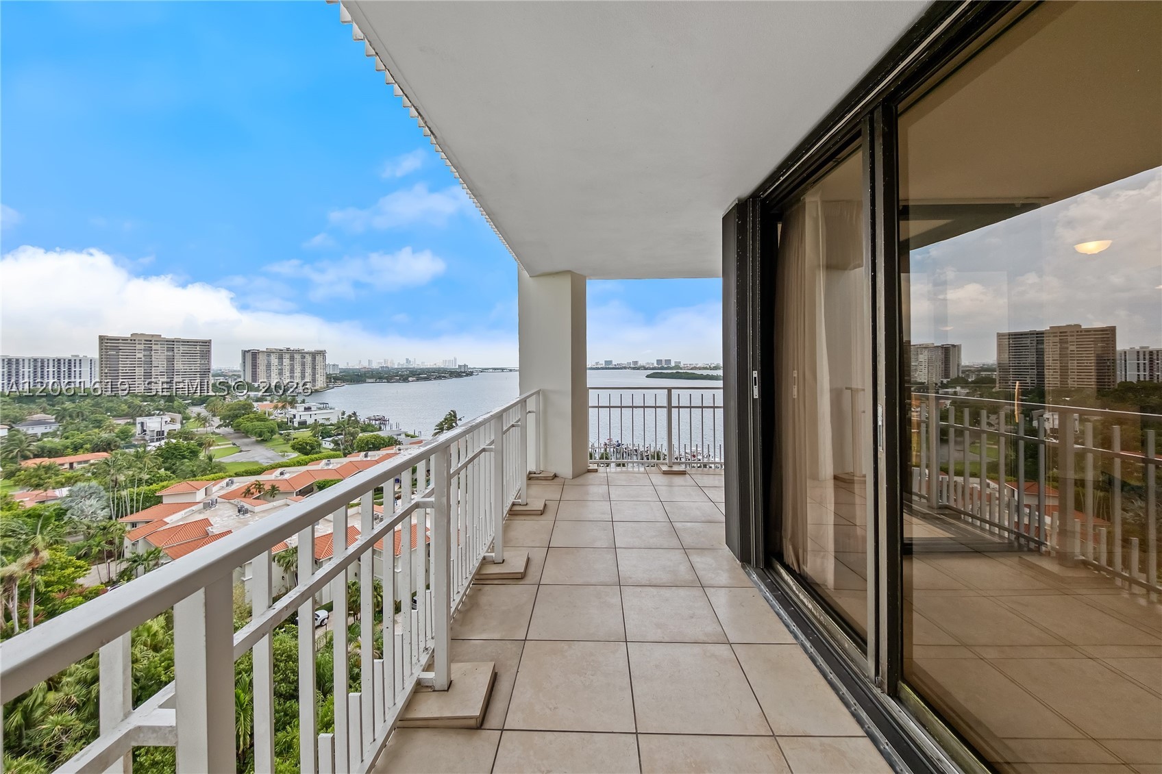 4000 Towerside Ter #1405