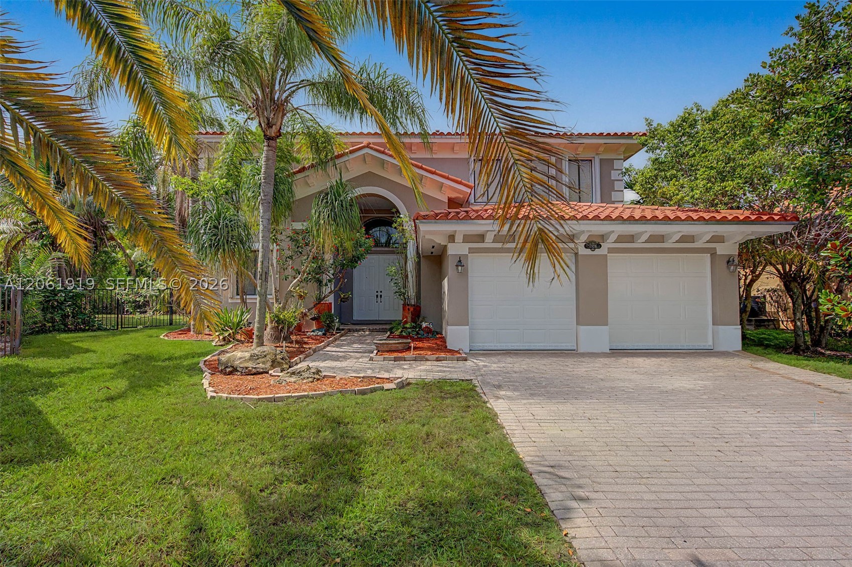 7926 SW 195th Ter