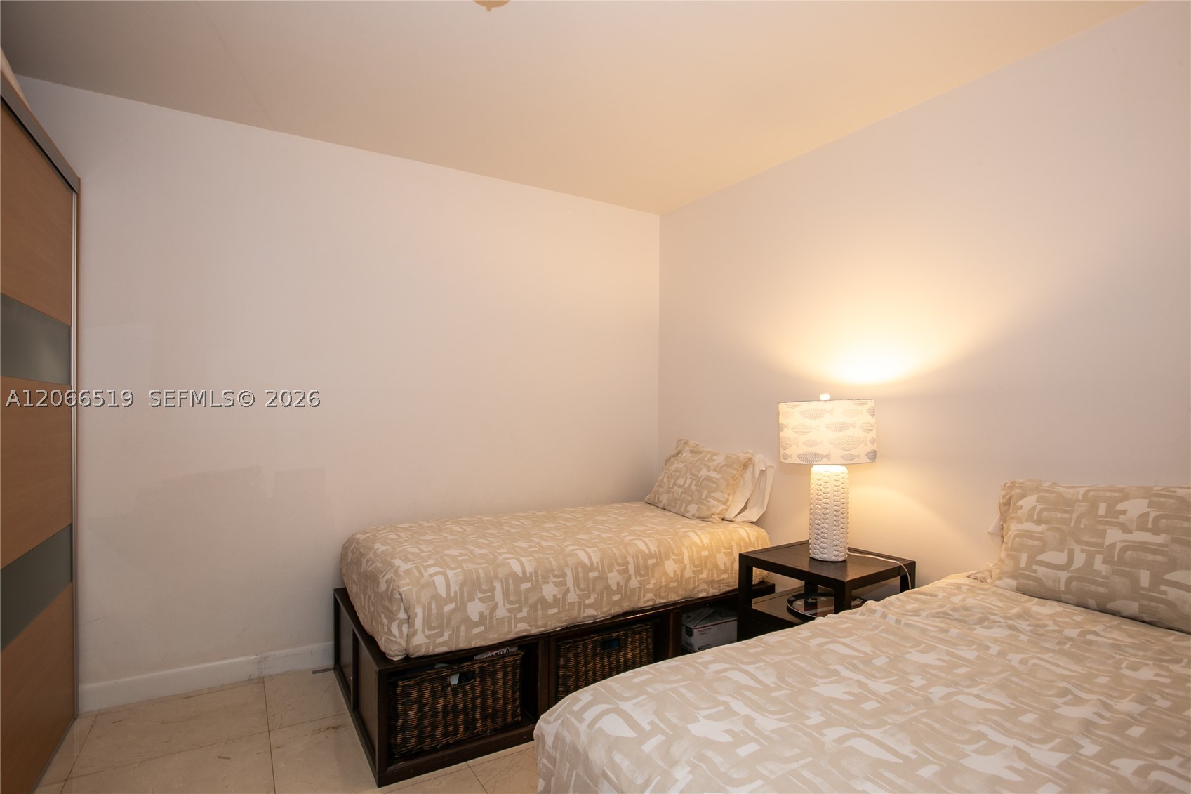 image Beach Club 215