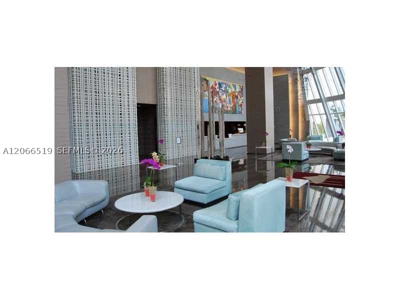 image Beach Club 221