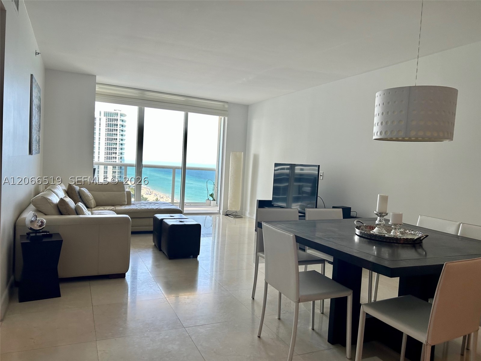 image Beach Club 226
