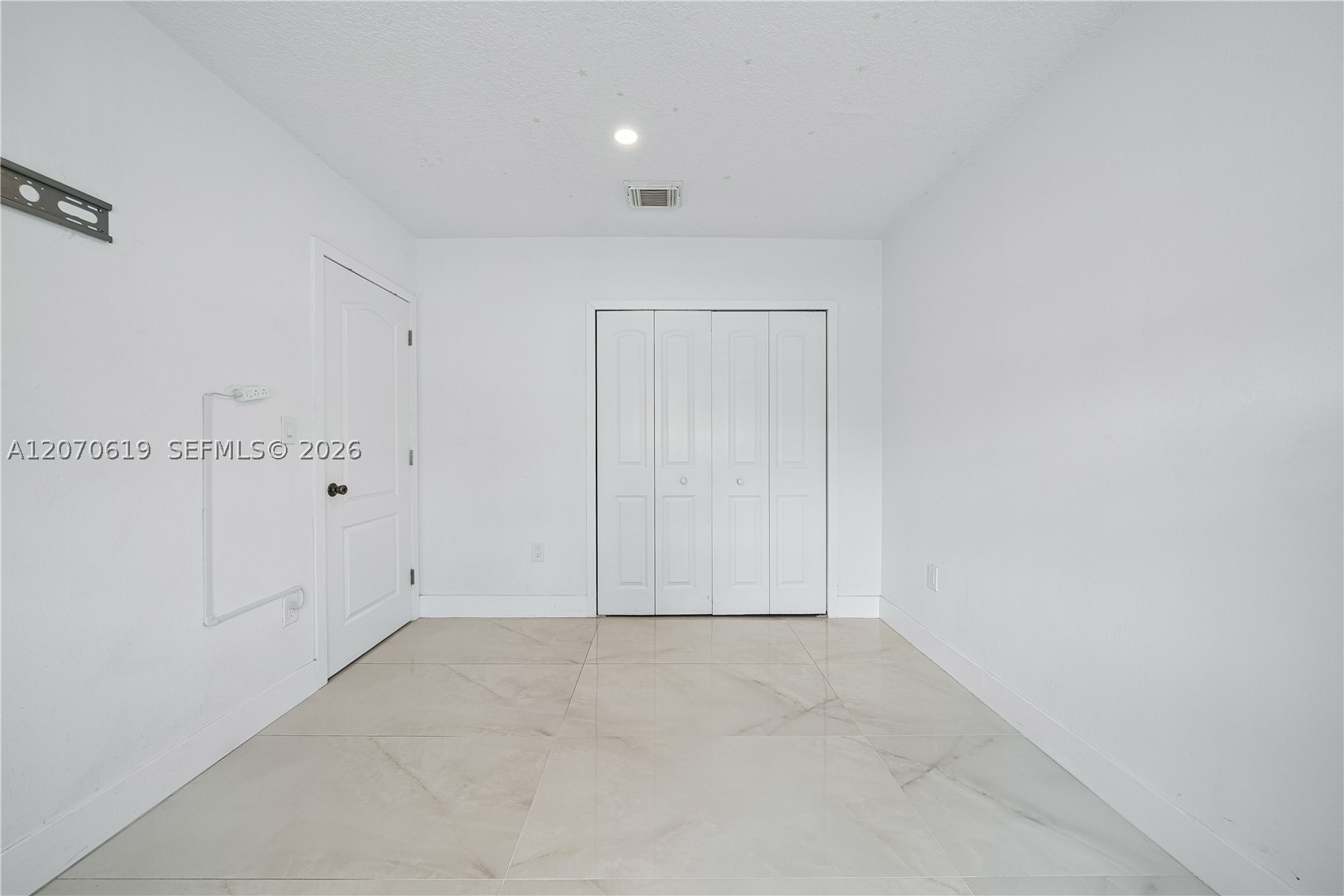2902 SW 136th Ct Miami, FL 33175