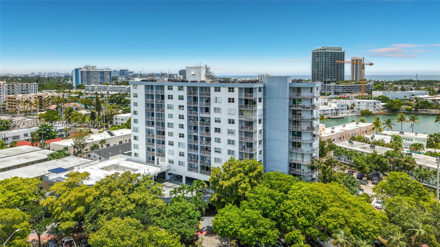 6900 Bay Dr #11G