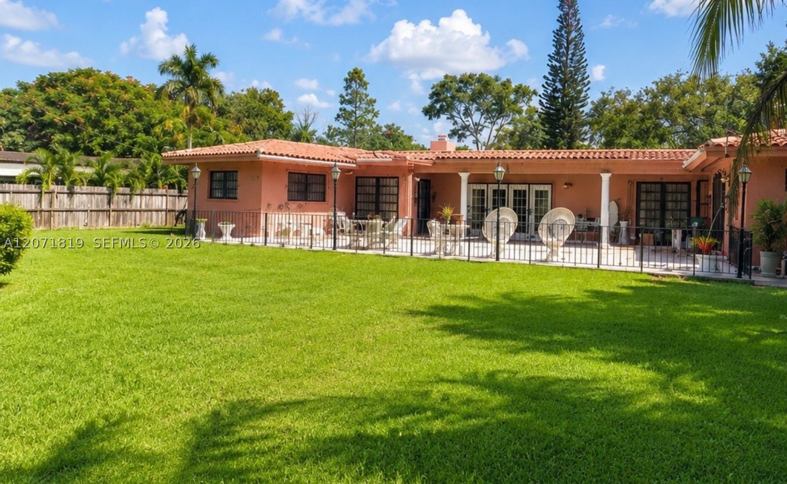 6861 SW 69th Ter South Miami, FL 33143