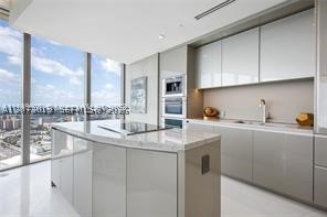 18975 Collins Ave #5404 Sunny Isles Beach, FL 33160