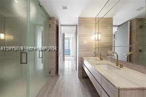 18975 Collins Ave #5404 Sunny Isles Beach, FL 33160
