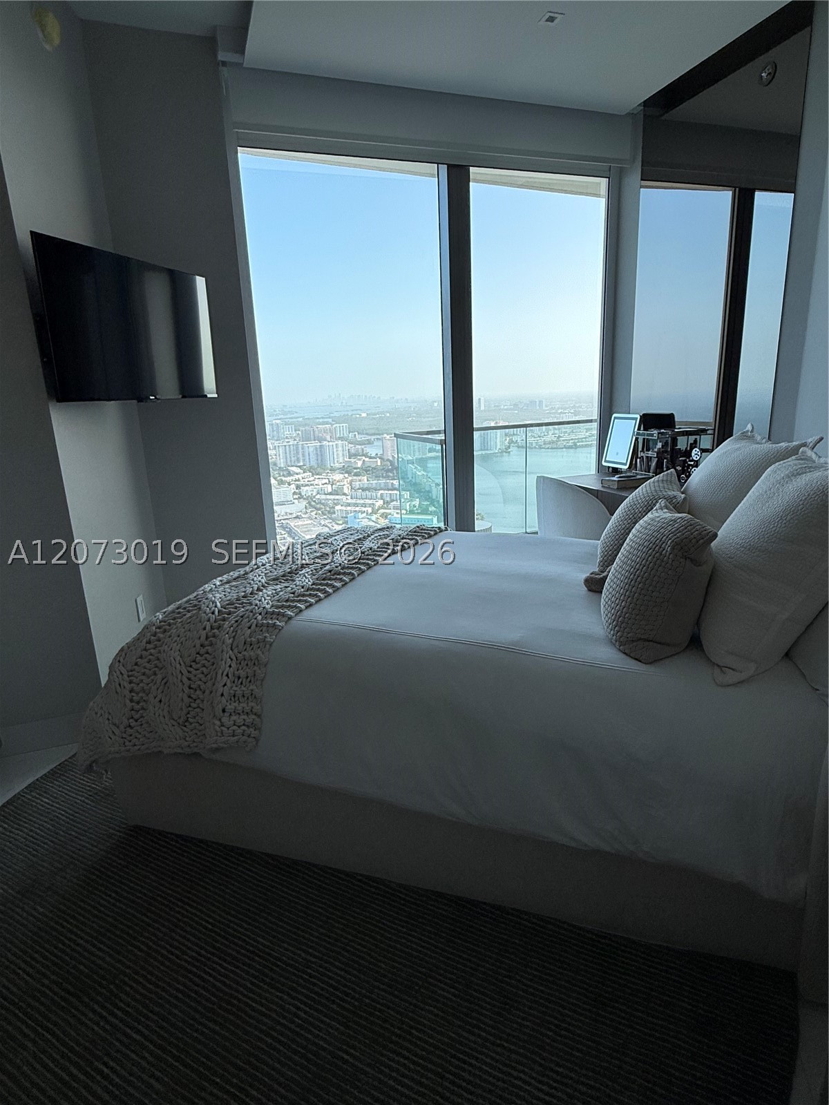 18975 Collins Ave #5404 Sunny Isles Beach, FL 33160