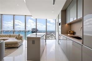 18975 Collins Ave #5404 Sunny Isles Beach, FL 33160