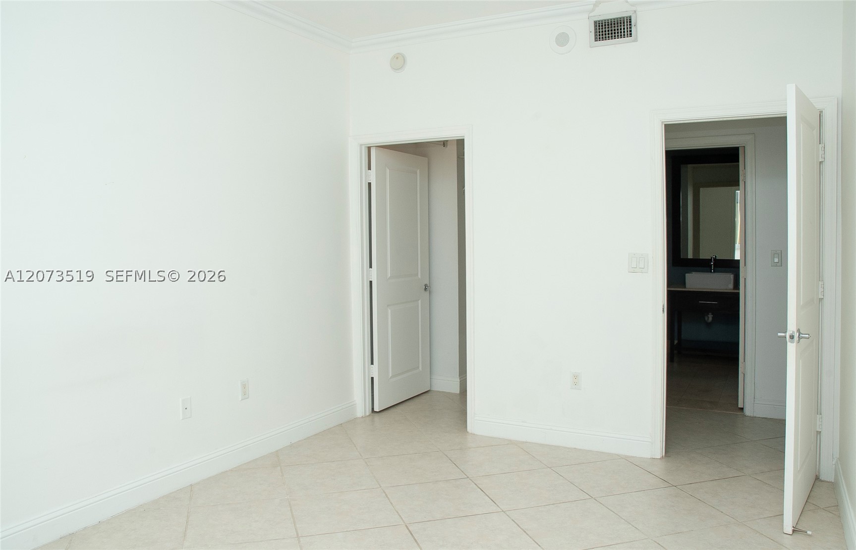 image Ten Aragon Condo10