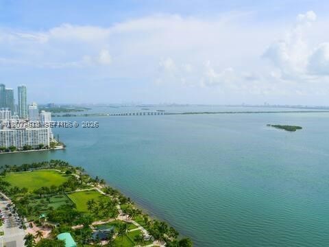 1717 N Bayshore Dr #A-3847
