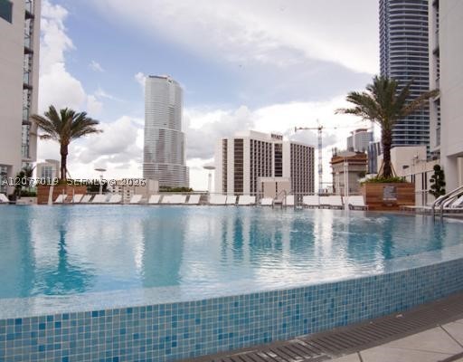 image 500 Brickell West19