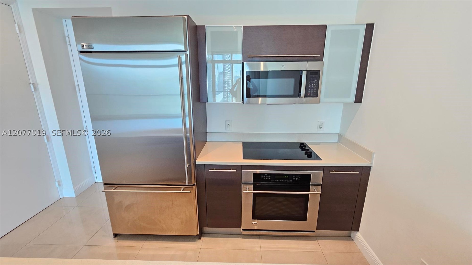 image 500 Brickell West46