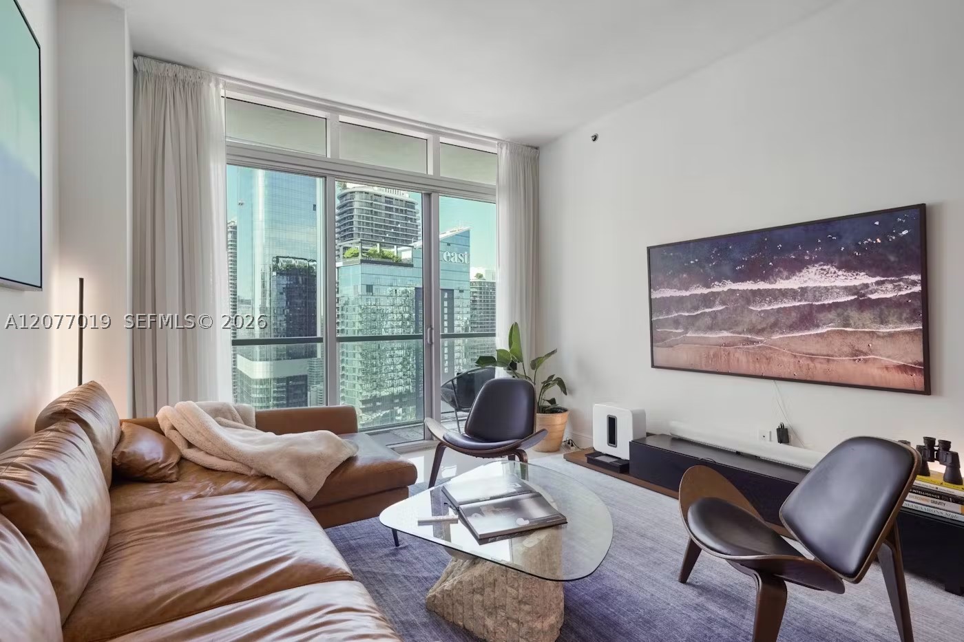 image 500 Brickell West4