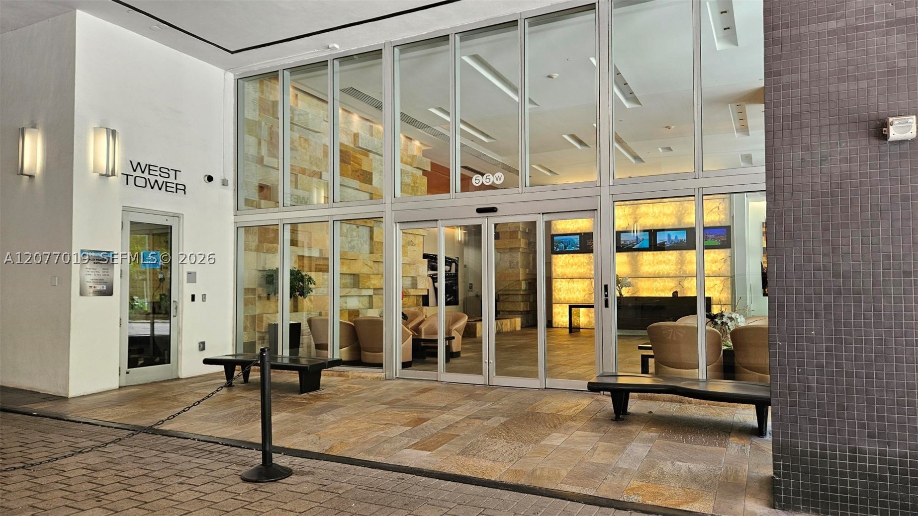 image 500 Brickell West63